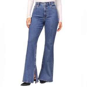 Abercrombie & Fitch Curve Love High Rise Flare Jean w/ Split Hem Blue, Size27/4
